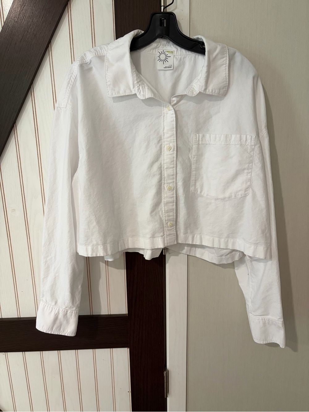 Offline by Aerie White Cropped Button-Front Shirt/Jacket Classic Collared Top lg